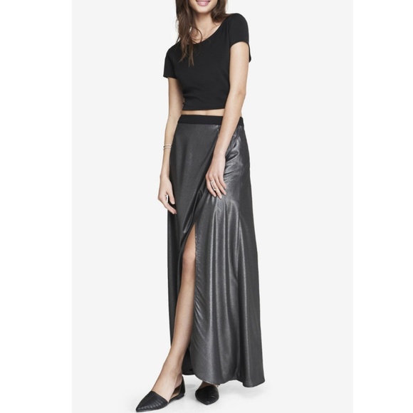 🎀NWT🎀 Express High Waist Metallic Maxi Skirt - Picture 2 of 6